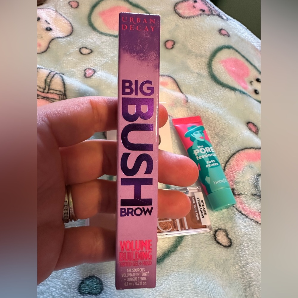 Makeup bundle - Picture 2 of 7